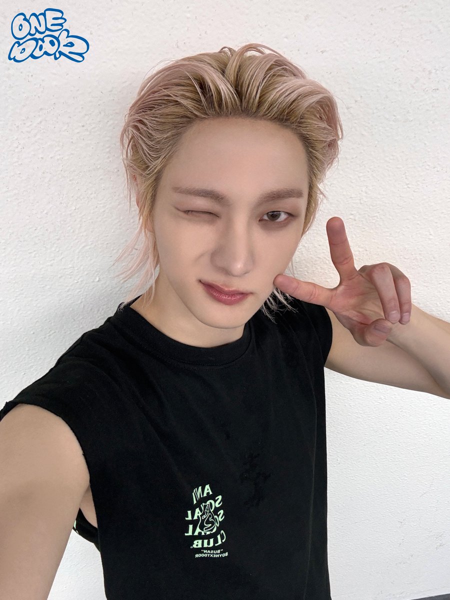 bndnaena's tweet photo. 내 고양이들 이쁜거봐 https://t.co/8wKSEh6Awp