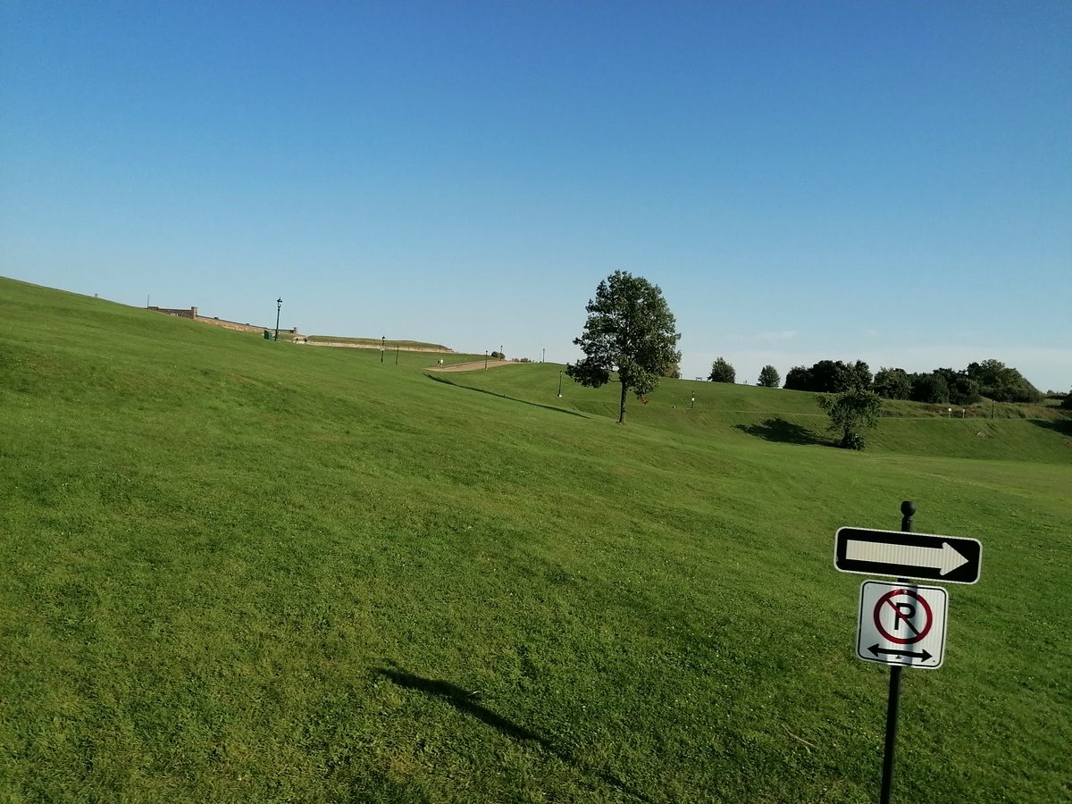skymanuelima's tweet photo. As Planícies de Abraão são um importante marco histórico localizado em Quebeque, Canadá, conhecido por sua Batalha das Planícies de Abraão em 1759, que resultou na conquista britânica da Nova França. #Planícies_de_Abraão #Quebeque #Canadá #travelphotography #viagens #batalha https://t.co/EKffPnIZTU
