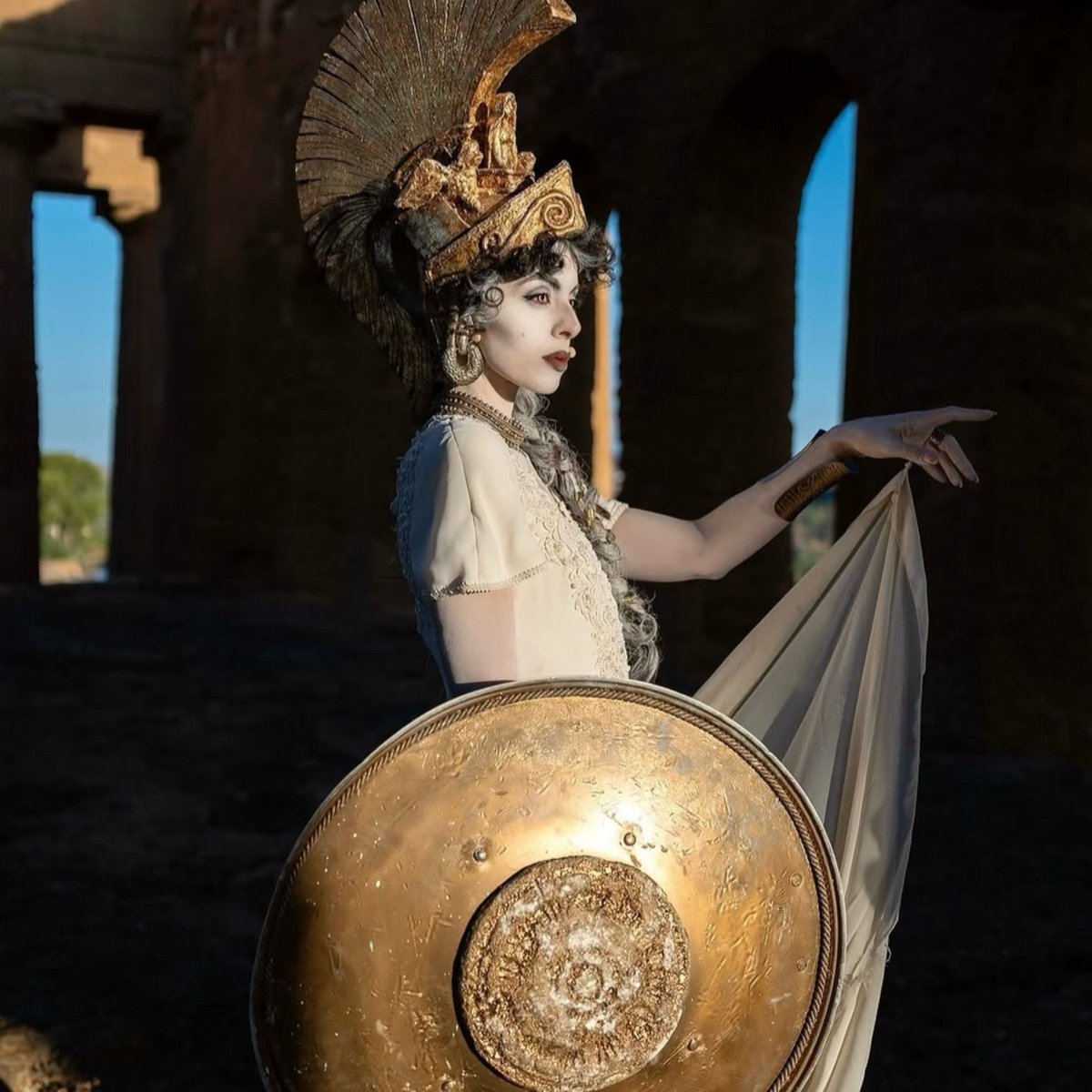 LucillaDuchess's tweet photo. Ἀθηνᾶ (Athena) as portrayed in "il risveglio degli Dèi" (the awakening of the Gods), in the Valley of Temples, Agrigentum, Sicily 

Actress: Giulia Tarantino https://t.co/LPfOCy3KhD