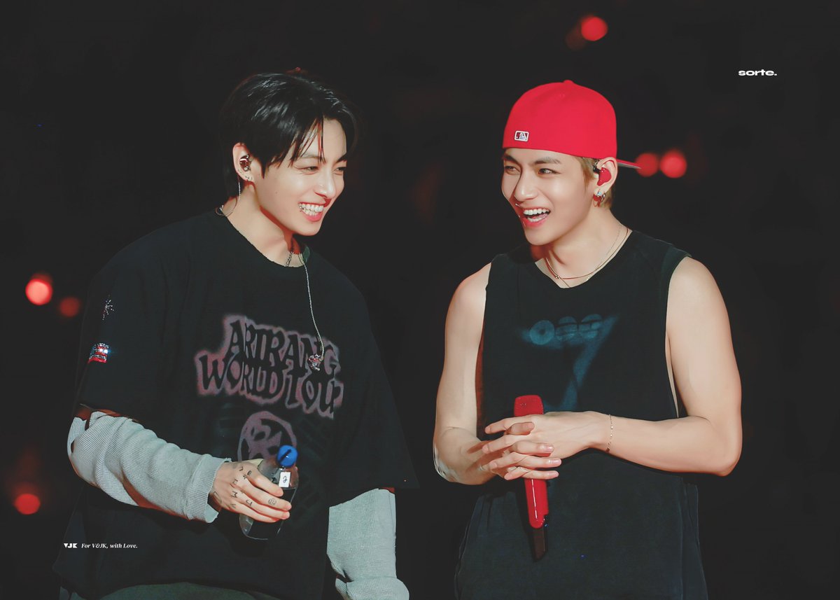 SORTE613's tweet photo. 🐰🐻😆💗💖
260805 Foxborough 태형 정국
#V #뷔 #TAEHYUNG #태형 #テテ
#JUNGKOOK #정국 #JK #グク https://t.co/R3hY8CwWk8