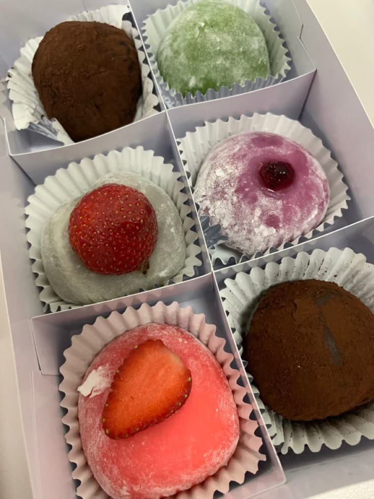 desseuto's tweet photo. Moochiiii #dessert https://t.co/Sn5P9fEuE3