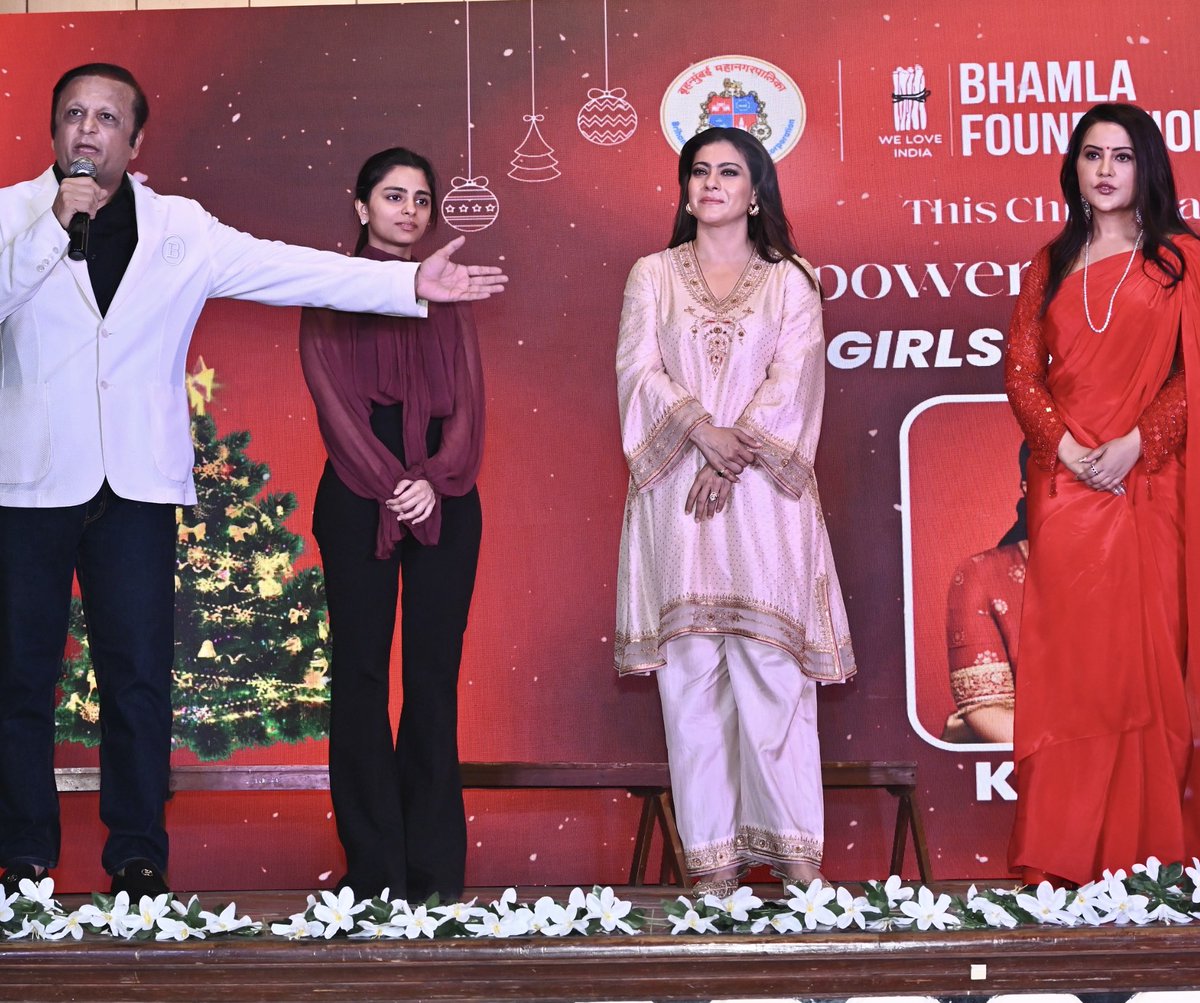 Asifbhamlaa's tweet photo. Happy Birthday to the amazing @itsKajolD 🩷

Thank you for supporting the Supergirls of Tomorrow initiative by the Bhamla Foundation and for inspiring meaningful change. Your encouragement has empowered countless young girls to dream bigger https://t.co/VF4eqBMmzV