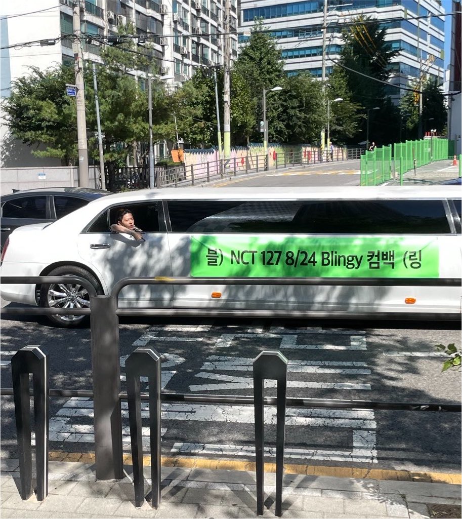 tyongtiwai's tweet photo. ป้าเส้นไทย                                        น้าเลข
โปรโมต                                          โปรโมต

เริ่ดอ่ะ5555555555555555555555 https://t.co/jz2FytZqId