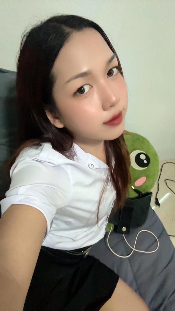13_redmi73396's tweet photo. สอบเสร็จแล้วไปไหนต่อดีน้าา
#รำไพพรรณี #จันทบุรี https://t.co/T6yabnNIK6