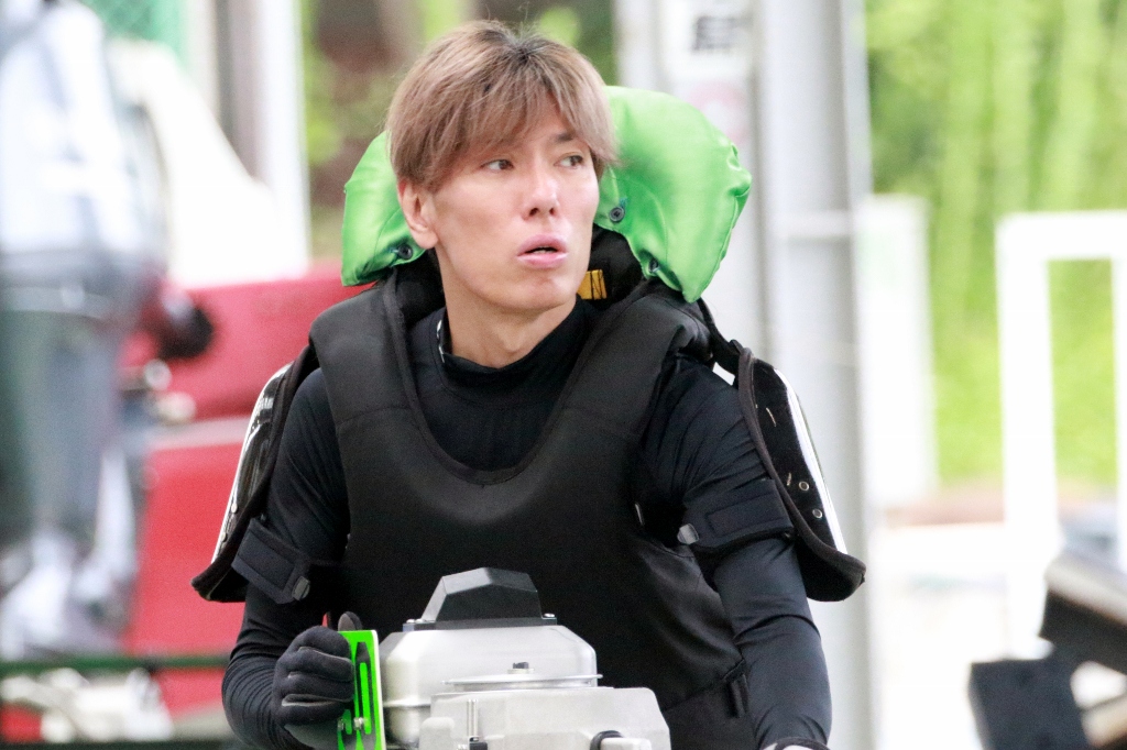pstarheiwajima's tweet photo. #ボートレース平和島 #キリンカップ #準優勝戦

『GⅢ第39回キリンカップ』

明日の準優勝戦の枠順です

第10R
1号艇：#久田敏之 選手
2号艇：#西村拓也 選手
3号艇：#木村浩士 選手
4号艇：#濱野谷憲吾 選手
5号艇：#吉島祥之 選手
6号艇：#楠原翔太 選手

第11R
1号艇：#宮之原輝紀 選手
2号艇：#新田泰章 選手
3号艇：#福田宗平 選手
4号艇：#杉山裕也 選手
5号艇：#佐藤悠 選手
6号艇：#浜野孝志 選手

第12R
1号艇：#平田忠則 選手
2号艇：#星栄爾 選手
3号艇：#北野輝季 選手
4号艇：#深澤達徳 選手
5号艇：#前田将太 選手
6号艇：#村越篤 選手

明日の準優勝戦お待ちしております！