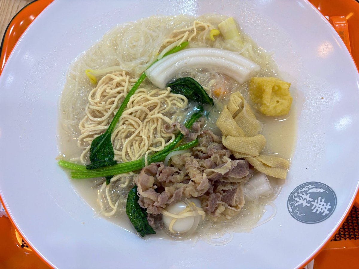 hinamori_yuka_'s tweet photo. 麻辣湯‼️🍜
人生2回目だけど、また量を間違えて2000円を超えてしまいました😂
自分で具材選ぶのって難しくないですか…？
たらふく食べました💪😋 https://t.co/NUA1SZoNIl