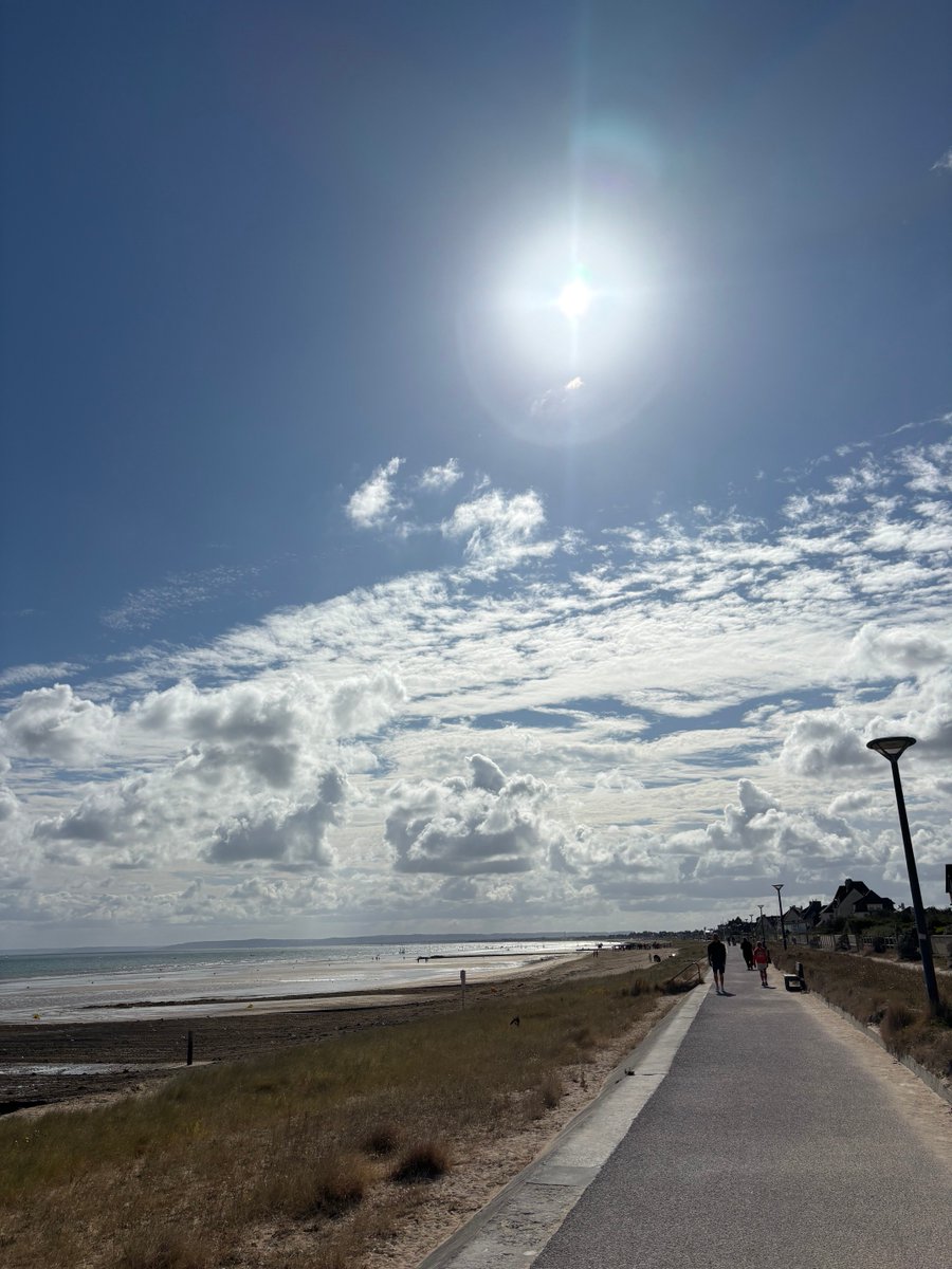 LaProlon's tweet photo. Oh ciel mon #Ouistreham ! https://t.co/AoYtUZMOBV