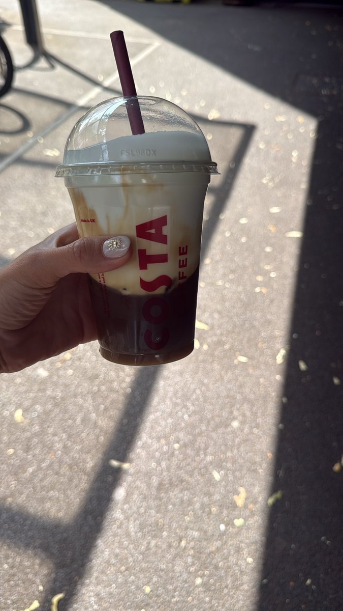 DuchessBellex's tweet photo. Send for coffee https://t.co/EMJ9GbLVfH