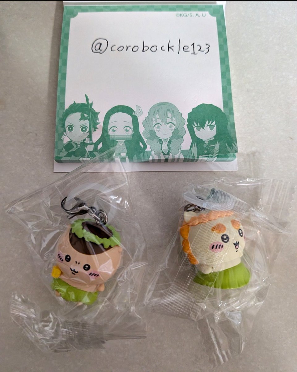 corobockle123's tweet photo. 【交換】ちいかわ映画入場特典チャーム

譲）シーサー、くりまんじゅう
求）ちいかわ＞ハチワレ

京都市内で手渡し交換もしくは郵送希望。
8日土曜は桂川イオンにおります。

交換可能な方はコメントorDMよろしくお願いします🙏 https://t.co/neCGUocTfO