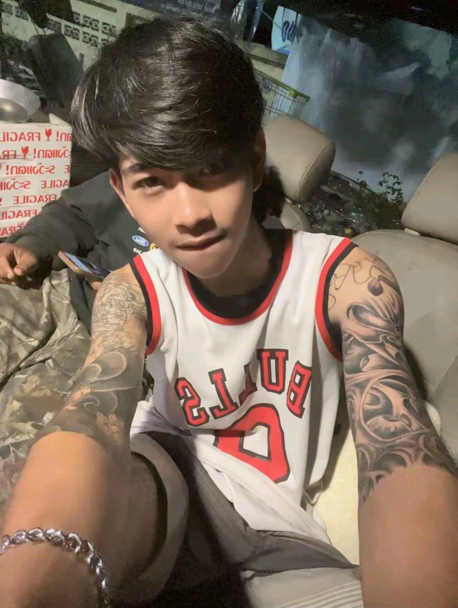 kyky5599's tweet photo. เหงาหรรม https://t.co/Qji7kVsFNf