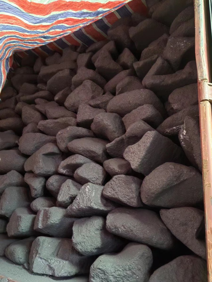 jhcarbon's tweet photo. 🚀Carbon Anode Scrap| Size 25–30cm (Customizable).Dual fuel & carburizing performance, high temperature resistance and stable structure. Ideal cost-saving substitute for metallurgical coke for smelting & casting.
#CarbonBlock #CarbonAnodeScrap #MetallurgicalFuel #SteelCasting https://t.co/ivS44RXizI