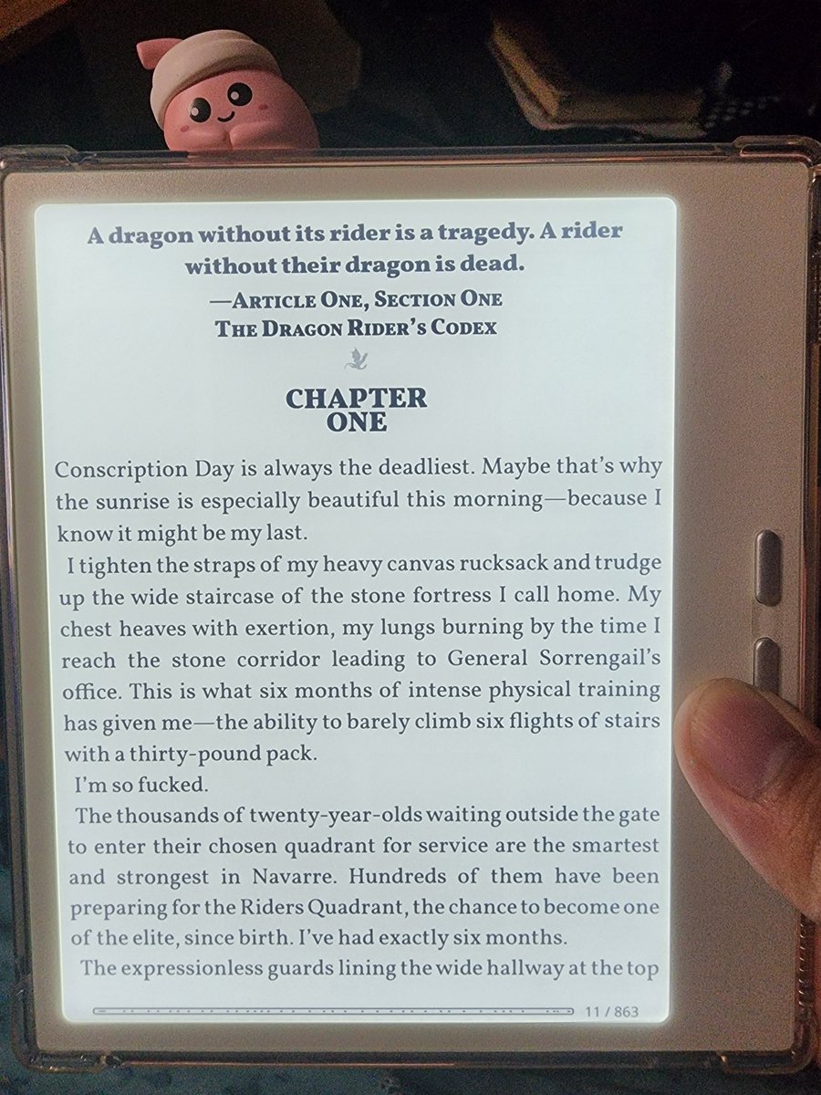 PinkiesPLUks's tweet photo. Now reading: Fourth Wing by Rebecca Yarros https://t.co/sZb9IBf1XA
