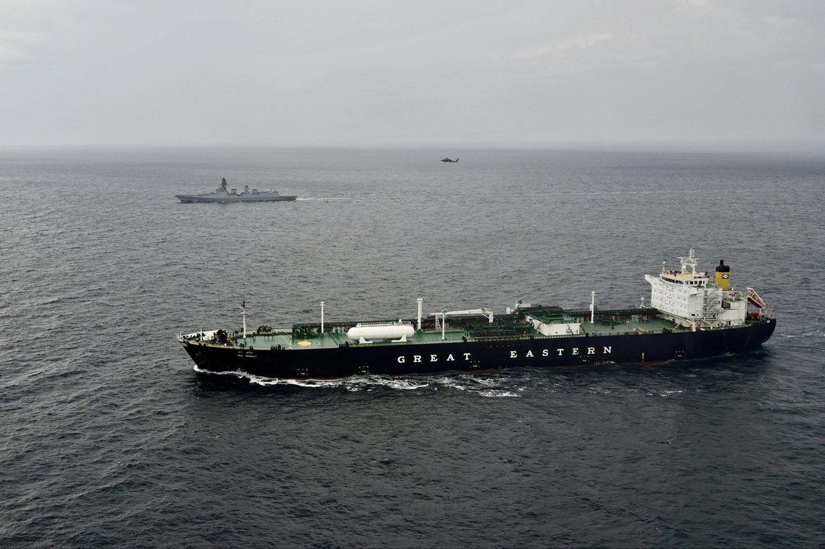 airnewsalerts's tweet photo. #IndianNavy units #INSImphal #INSTrishul #INSAditya remain on watch to counter all #MaritimeSecurity threats, safeguarding #Seafarers, securing transit of vital cargo, and protecting India’s maritime interests.
#GulfOfAden #BabelMandeb #StraitOfHormuz #SafeSeas #MerchantNavy https://t.co/jxENdxmoCW