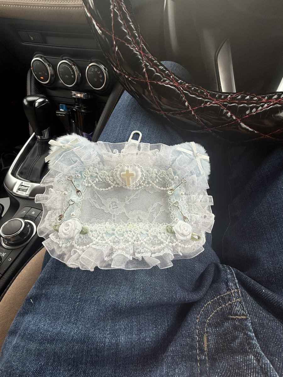 choconto0207's tweet photo. ももちゃんのチェキケース届いた- ̗̀📦 ̖́-
映像や写真で見てる時も可愛かったけど、
実際届いたらもっと可愛すぎてやばい✨️
梱包も可愛すぎ✨️ᐡ⸝⸝>  ̫ <⸝⸝ᐡ✨️
またチェキケース増えて嬉しい！！
一生大切にします！！@slooy01 https://t.co/c6verBa832