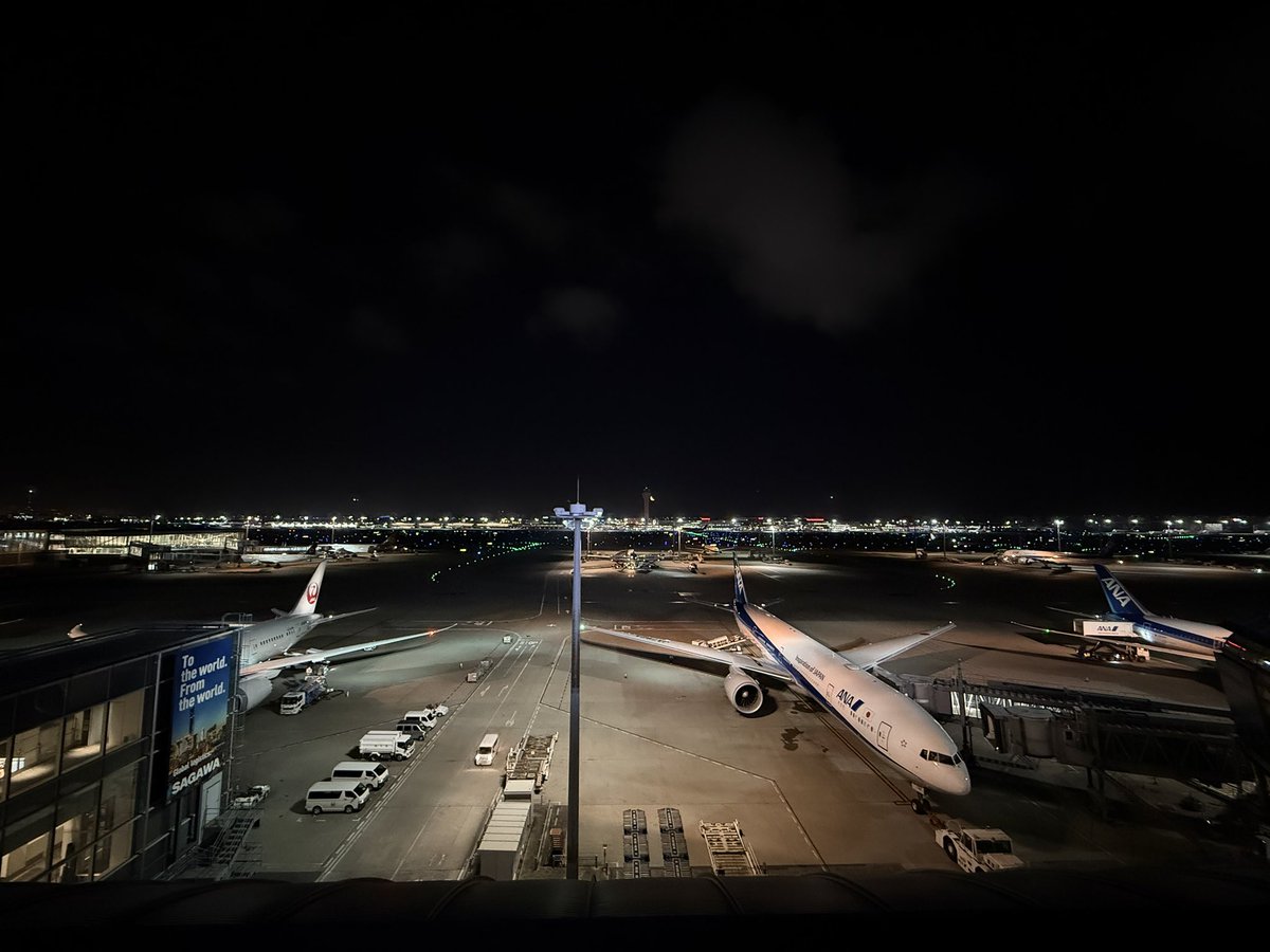 renm_0130's tweet photo. 旅に出ます✈️
原稿は出したし、憂いなし。
いっぱい楽しんできまーす！ https://t.co/tkpneeDJA8