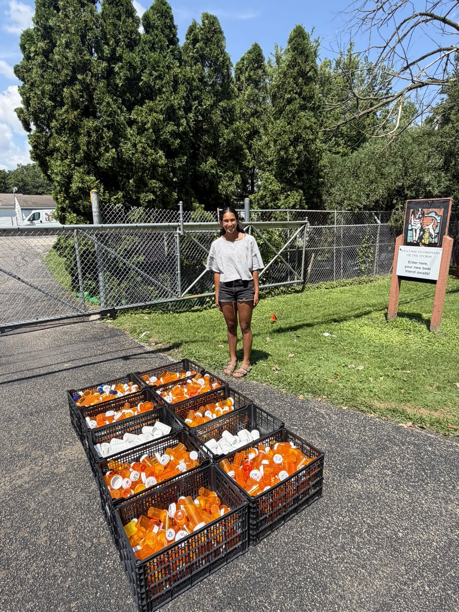 VolunteerVibe's tweet photo. August 4th, Proud to donate cleaned, label-free pill bottles to Orphans of the Storm Animal Shelter to be repurposed in caring for animals in need. It’s rewarding to know that something as simple as a reused pill bottle can support both sustainability and animal care. https://t.co/MTWt5vstBQ