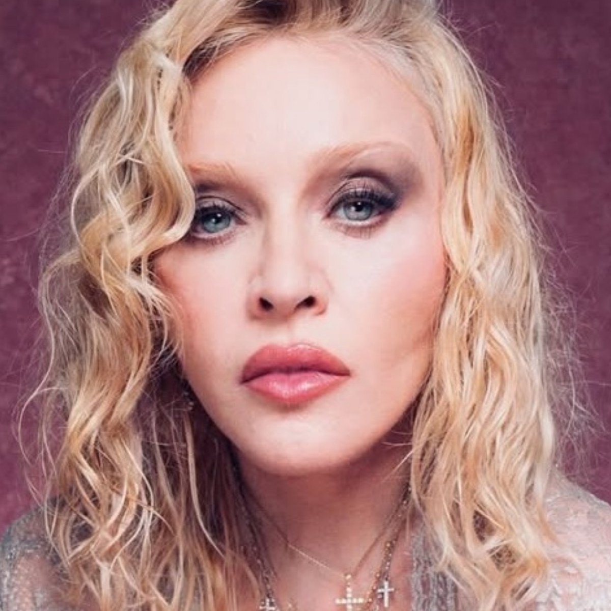 updatecultura's tweet photo. Warner Music revela que sua receita AUMENTOU 9% em 2026, citando Madonna como uma das GRANDES RESPONSÁVEIS pelo crescimento. https://t.co/tsNSdFJ7fa