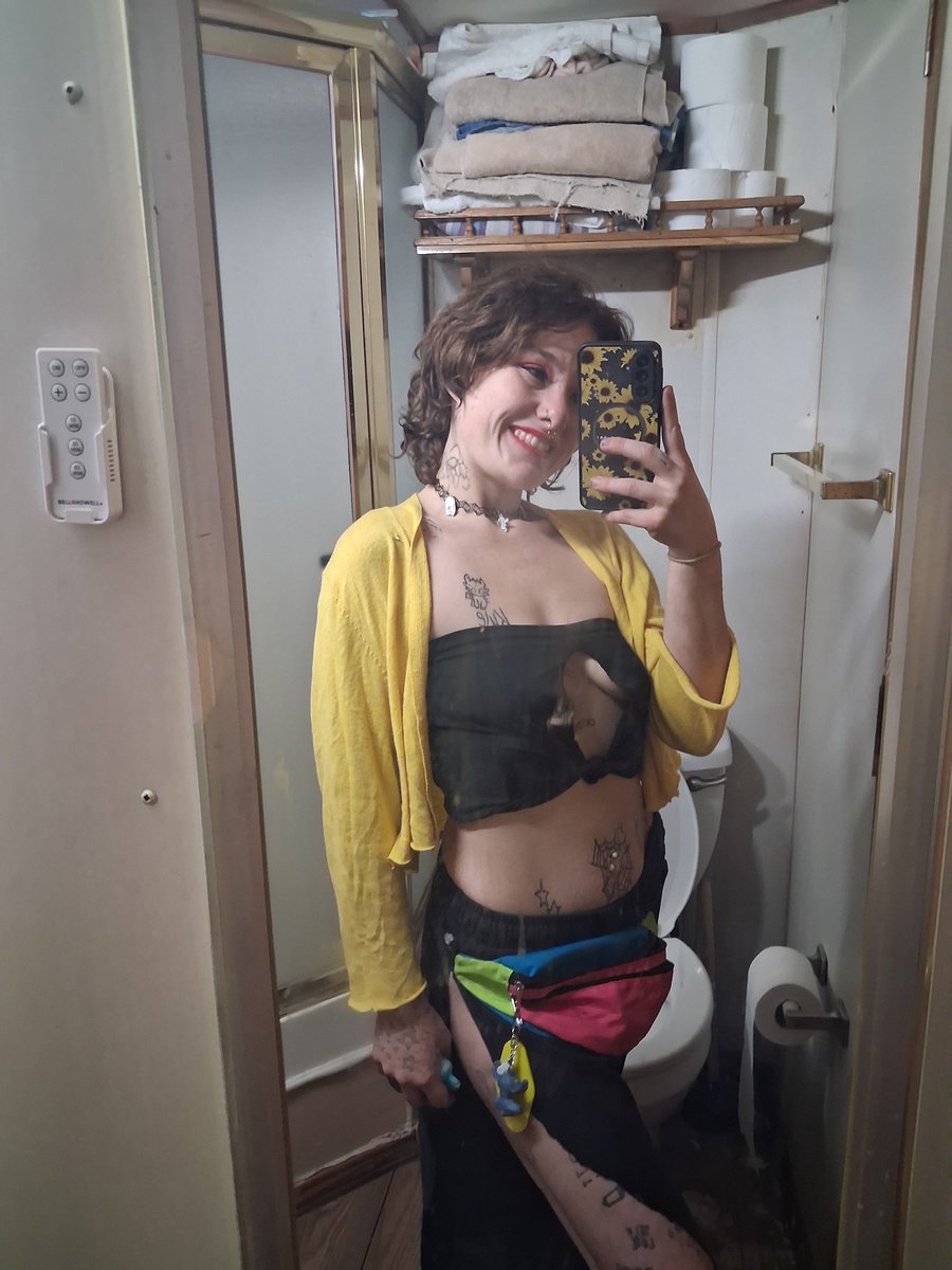 Baby33154Baby's tweet photo. I need a ledgit Sugar daddy thats down for content? https://t.co/ciaCC6Froq