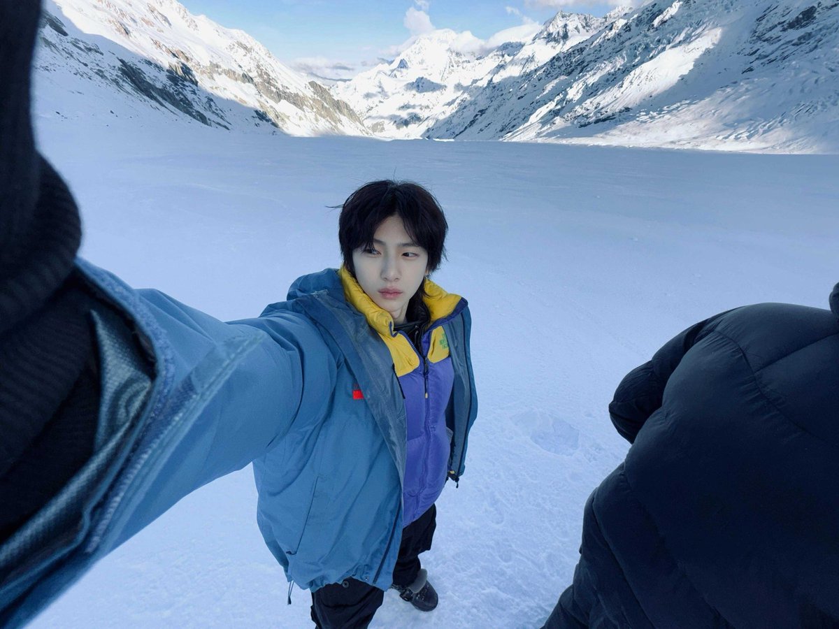 eomhyz's tweet photo. 넘나뽀얘 https://t.co/YcQbJx6nca
