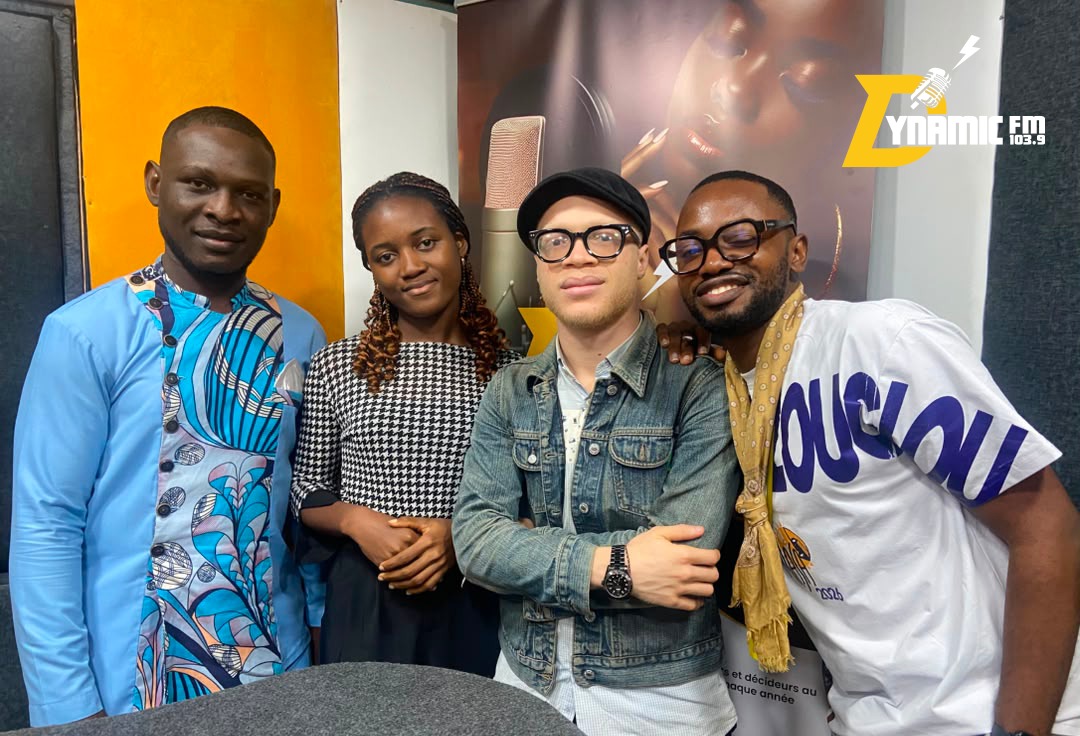 dfmradioonline's tweet photo. 𝐇𝐞𝐮𝐫𝐞 : 𝟏𝟓𝐡𝟑𝟎-𝟏𝟔𝐡𝟑𝟎
𝐃𝐘𝐍𝐀𝐌𝐈𝐂 𝐅𝐌 𝟏𝟎𝟑.𝟗
𝐑𝐞𝐝𝐢𝐟𝐟𝐮𝐬𝐢𝐨𝐧 : 𝐓𝐨𝐮𝐬 𝐥𝐞𝐬 𝐬𝐚𝐦𝐞𝐝𝐢𝐬 𝐚̀ 𝟏𝟒𝐡

#Connexions #EconomieOrange #CONNEXIONS #EkwallaChristian #Evenementiel #Business #Douala #DFMRadio https://t.co/2cVBIFqEsm
