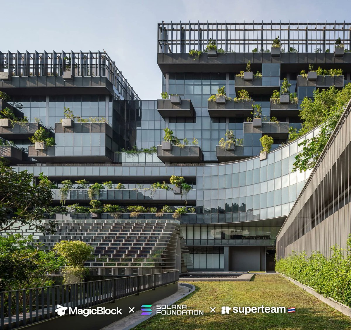magicblock's tweet photo. Introducing the MagicBlock Founders Camp in Thailand 🇹🇭

Fully sponsored 10 days in Bangkok with our team and other ambitious founders to turn your project into a funded startup

Supported by @SolanaFndn &amp; @SuperteamTH

Here's how to secure your spot 🧵👇 https://t.co/rLYLYSIMJH