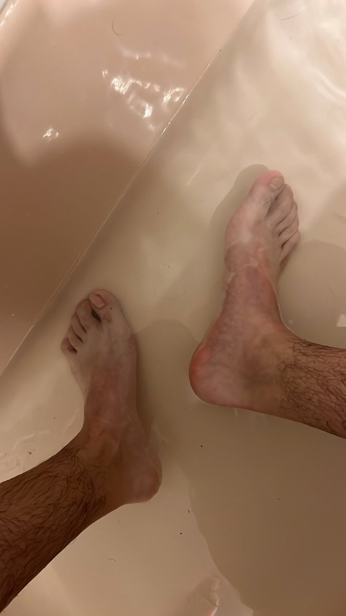 mxlsingle686's tweet photo. Morning #footfetısh #kinky https://t.co/5VqLtfPnkD