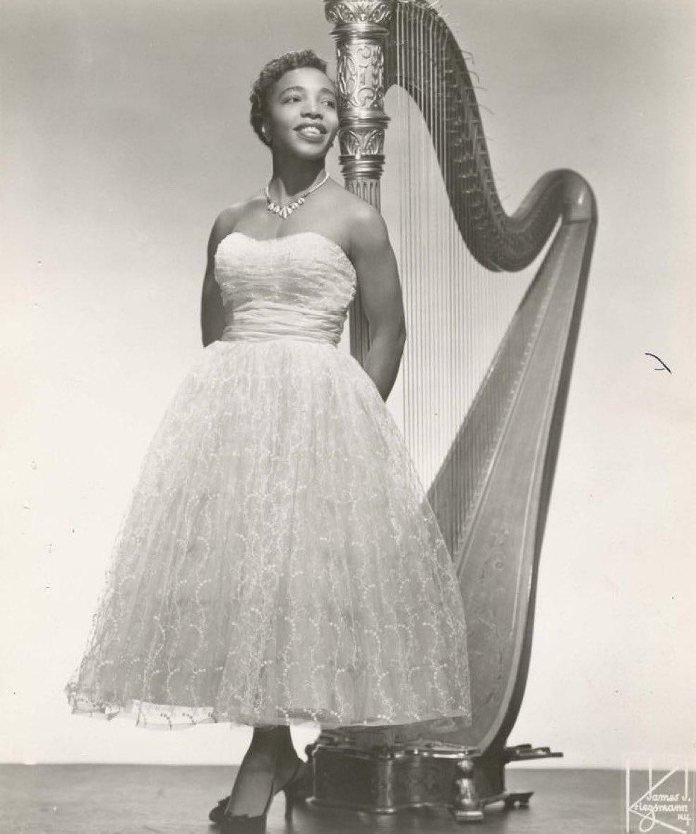 SVG__Collection's tweet photo. Happy birthday to Dorothy Ashby, born on this day in 1932! https://t.co/pqZoJ9kxcc