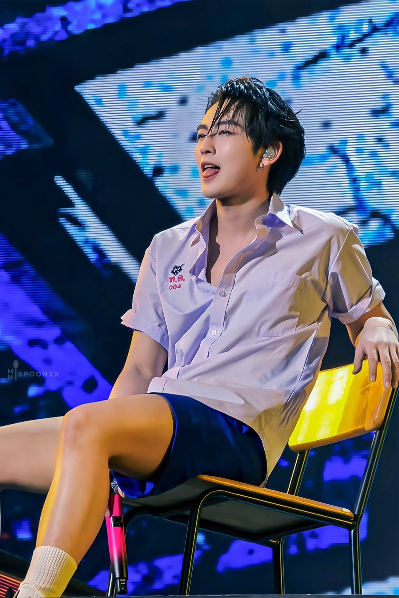 minispoonxx's tweet photo. ตอนนี้ไปซนอยู่ที่ไหนน้าาาาา🤍

#HEARTchuthiwat
#BUS_LIGHTASONE https://t.co/Xdzu0tzVJr