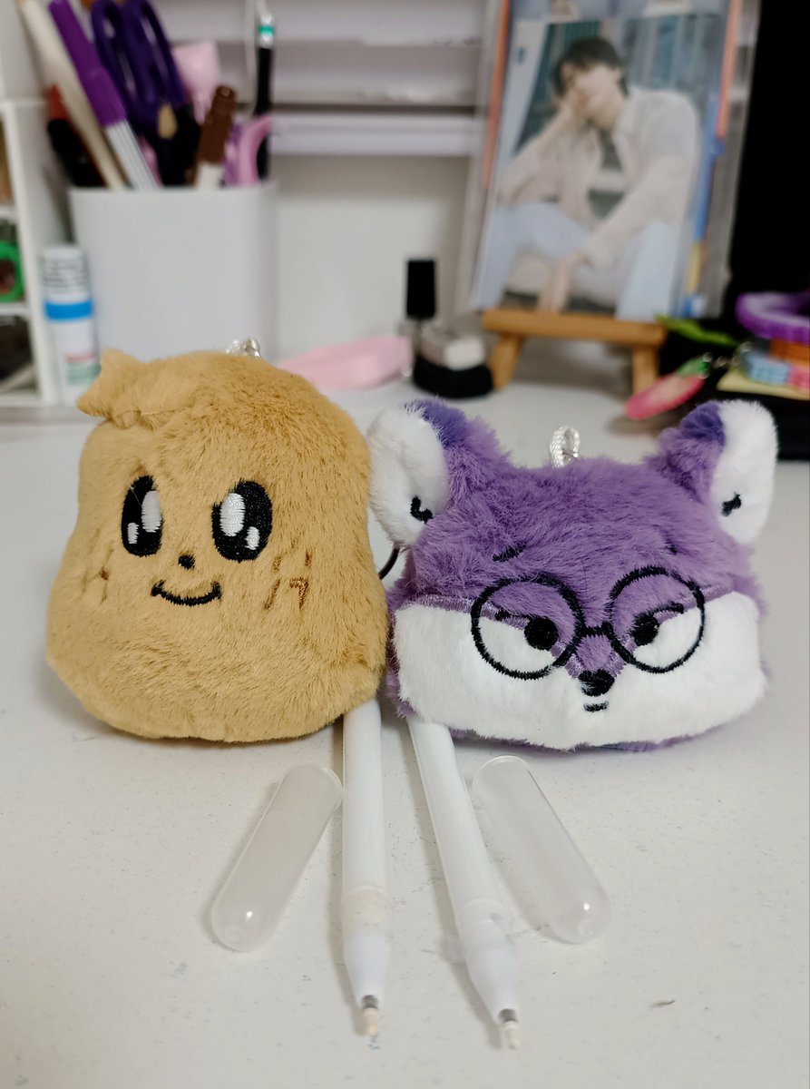 jingjokWOON's tweet photo. กะรัต DIY 001 [#MINITEEN] 💎

จาก Plush Pen  ➡️ สู่ Face Plush Keyring
สำหรับคนที่อยากประหยัดงบ ราคาครึ่งต่อครึ่ง
#กะรัตพระเวสสันดร https://t.co/JULAIH4cpU