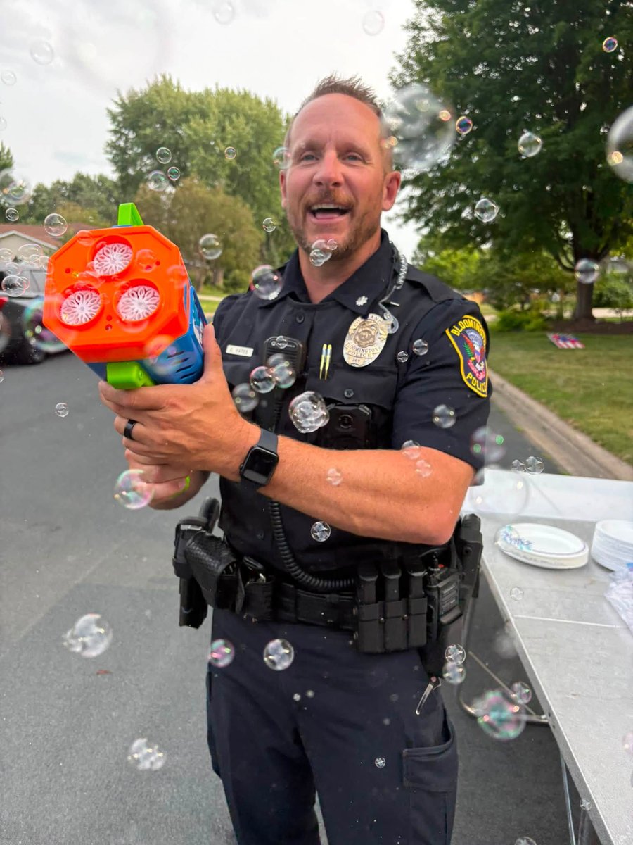BPD_MN's tweet photo. Now THAT was an EPIC National Night Out!🥳🤩 From bubble makers, to cotton candy machines, to bounce houses, to food trucks, to Pickleball courts and so much more!
100's of nbhd's and 1000's of people came together building a stronger community. Let's do it again next year!! 💙 https://t.co/ck7LrmPMVJ