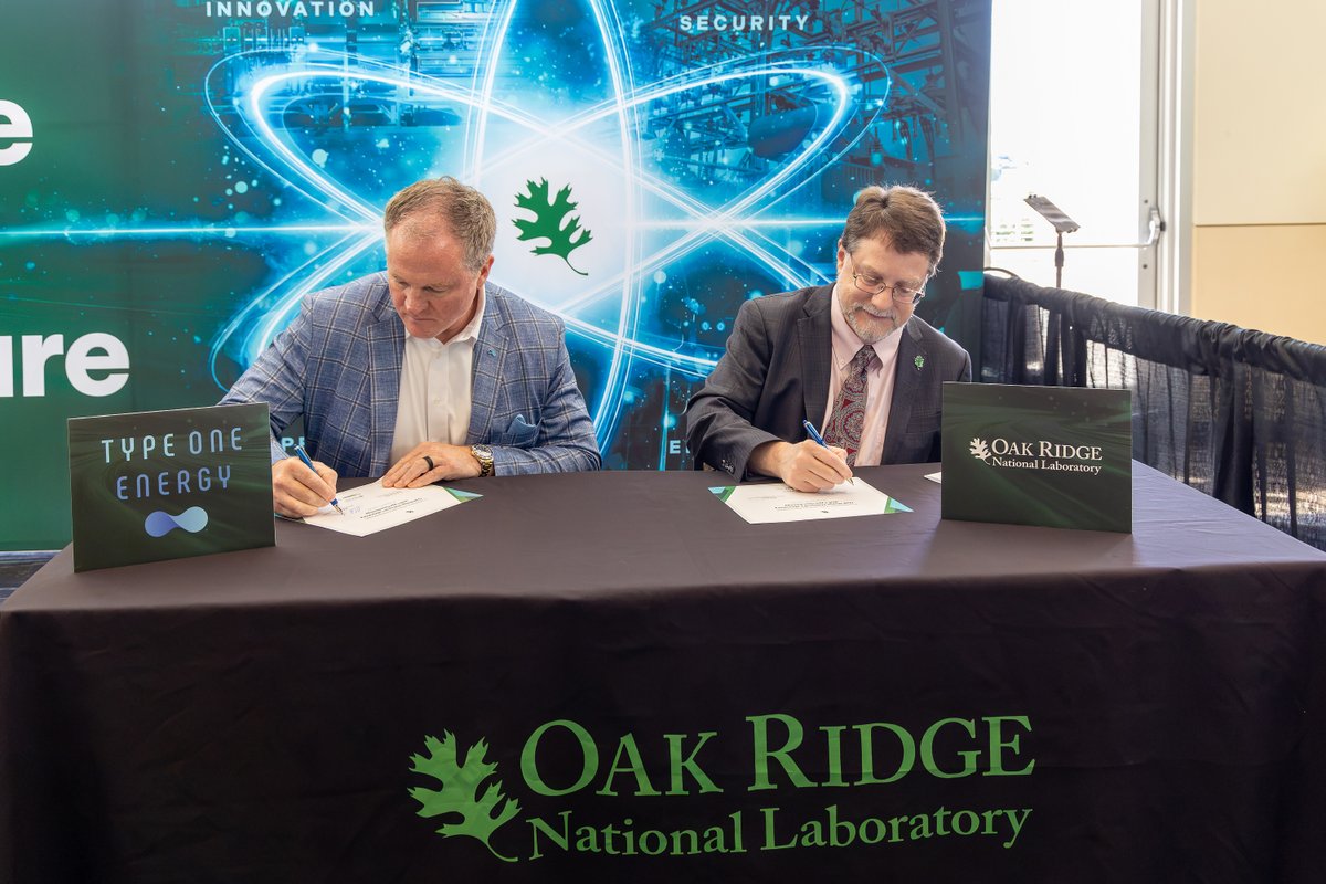 typeoneenergy's tweet photo. Our collaboration with @ORNL continues! Yesterday, we signed a technology licensing agreement— giving us access to ORNL-developed cryogenic pellet fueling technologies for use in high-performance fusion plasma operations. 

“Fueling the fusion reaction with high repetition and high reliability is one of the most essential technologies for continuous generation of fusion power.” said Dr. John Canik of Type One Energy.

We look forward to leveraging this technology as part of Project Infinity at TVA's Bull Run Energy Complex in East TN.