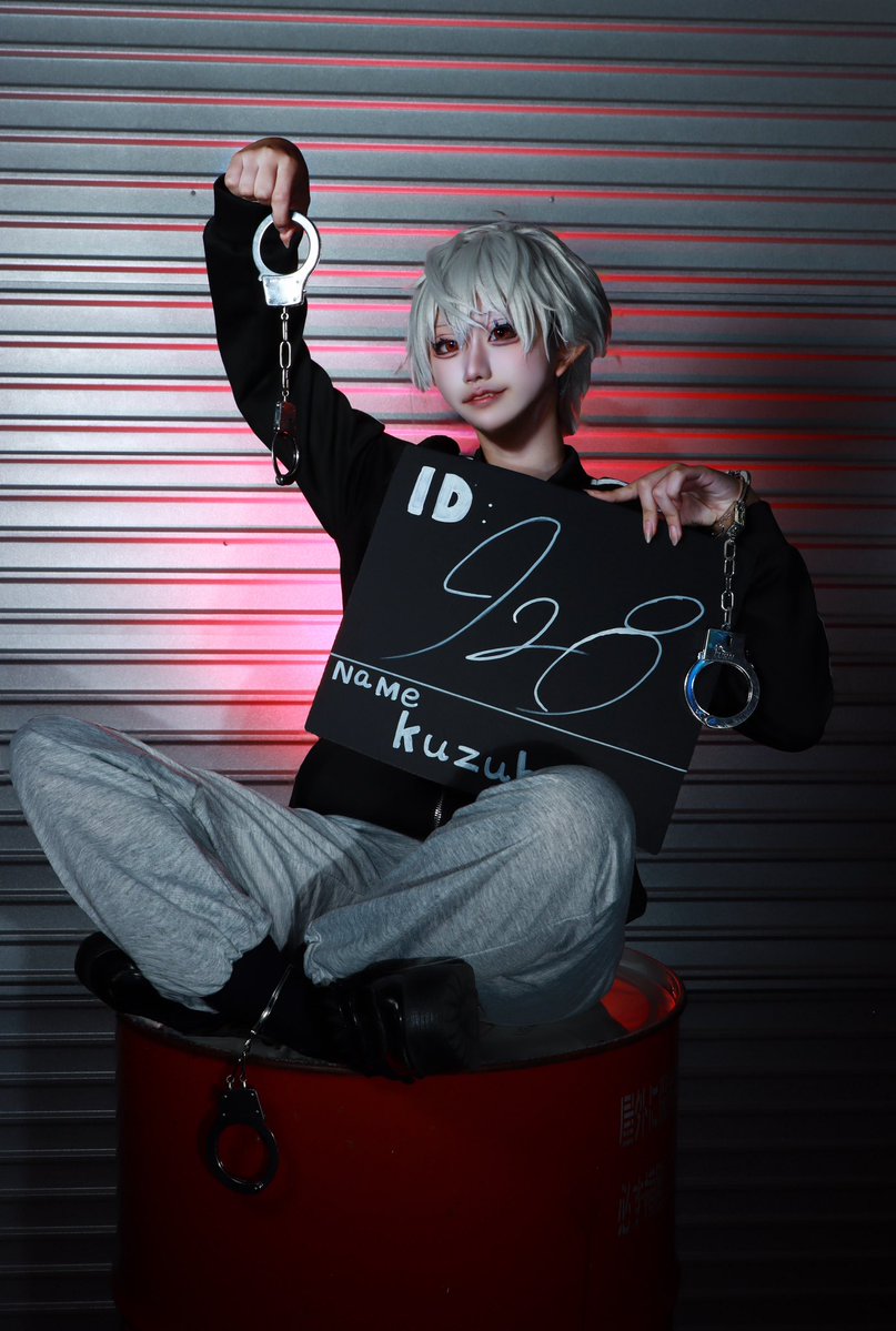 Kirakira___cos's tweet photo. 🌈🕒  🎲  cos
 ︎︎
 ︎︎
 ︎︎6人目  .   No . 928
 ︎︎
                                      収監   ______ 
 ︎︎
 ︎︎
 #Cellmates併せ0806 https://t.co/tdIe7TXHog