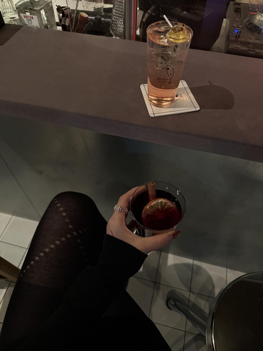 kaitypatch's tweet photo. As I get older, everything seems to become more ordinary and less exciting. https://t.co/rHFrhJDjVm