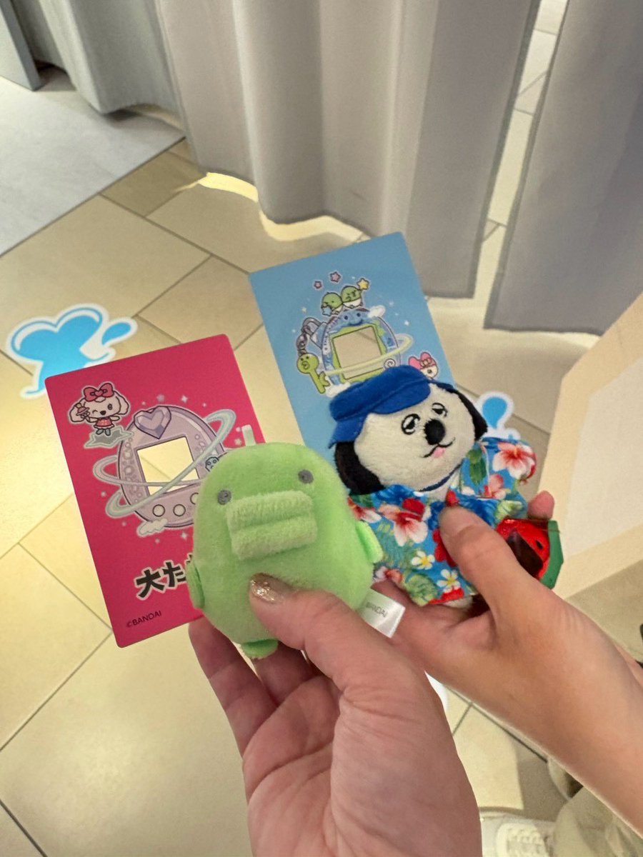 olaf8_10's tweet photo. 大たまごっち展当たったから行って来た✨
みみっちの部屋のベットにうんち落ちてて衝撃的やった😂
懐かしかったし楽しかった🥰
#大たまごっち展 https://t.co/FiRcSHI5Bf