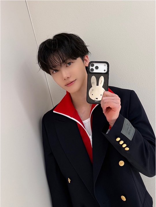 minyeolny's tweet photo. เคสเมะ vs เคสเคะ https://t.co/OWHtYHeUK2