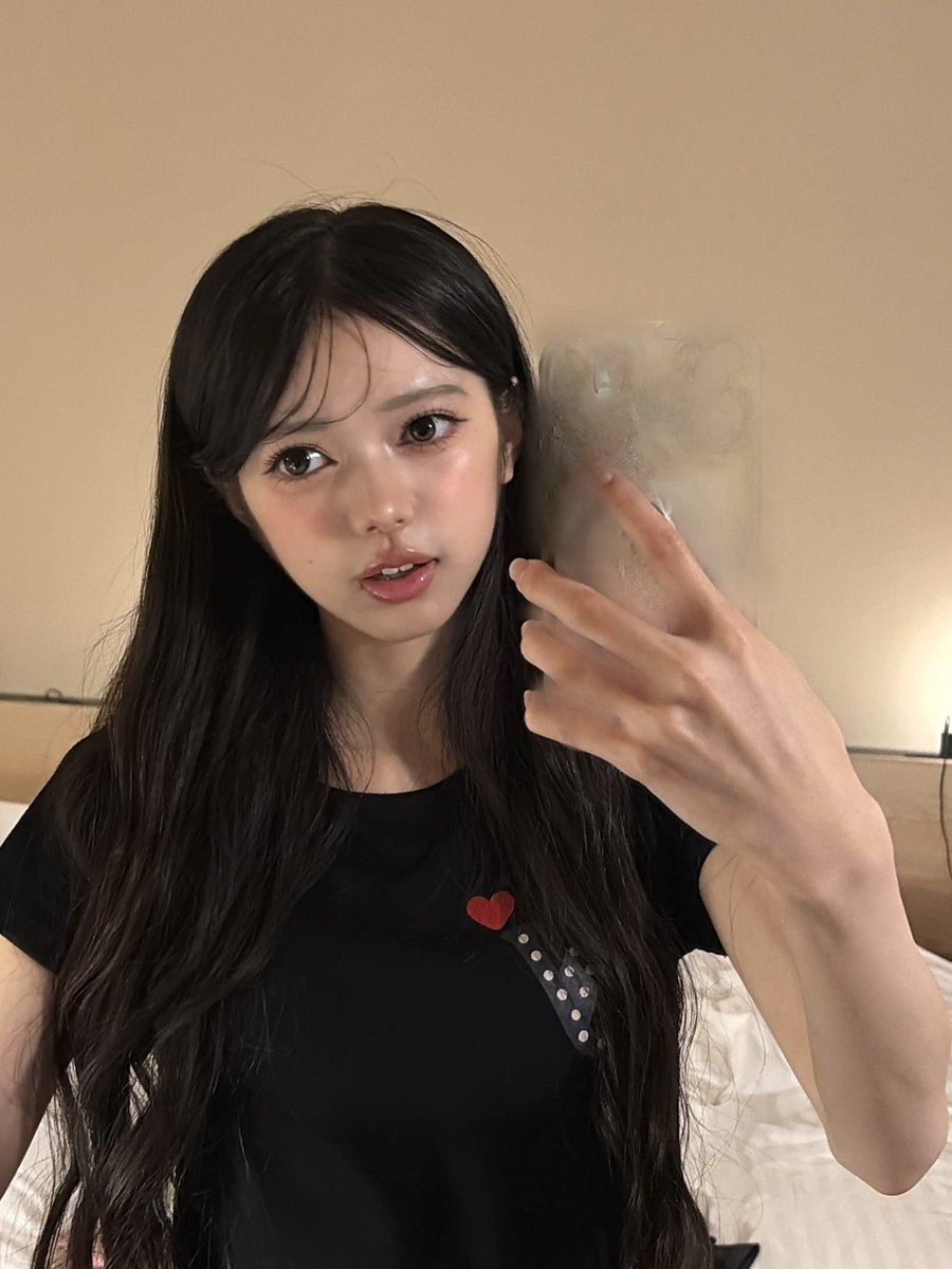 kohaku_ms0730's tweet photo. 今日もおつかれさま♡zzz…☁️
#MORESTAR   #もあすた　＃中山こはく https://t.co/znFAIWrKJ1