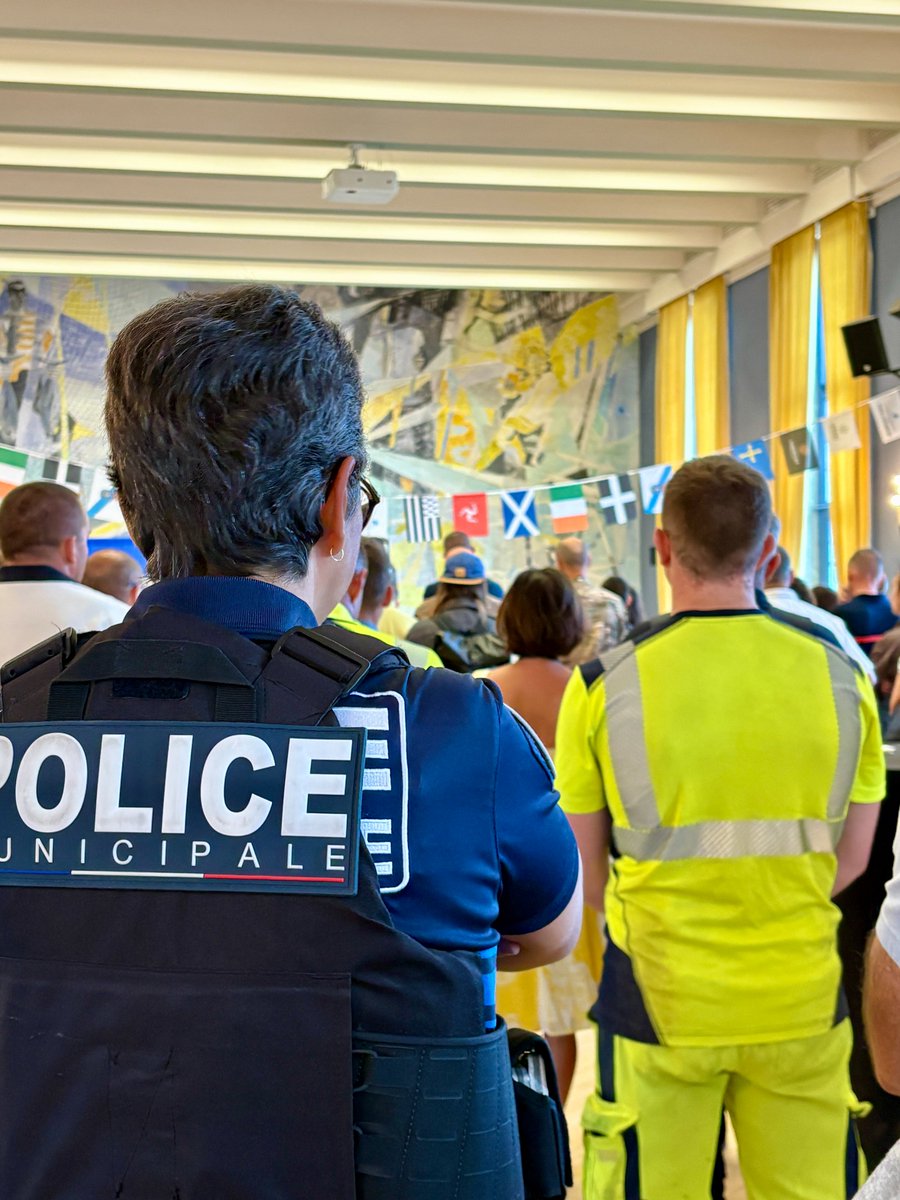 VilledeLorient's tweet photo. [FIL2026] 👮Forces de sécurité, secours, bénévoles, équipes du Festival Interceltique de #Lorient, agents municipaux, équipes de transport et de propreté : des centaines de personnes sont mobilisées chaque jour pour le bon déroulement du plus grand festival urbain d’Europe. https://t.co/ecX93swoUB