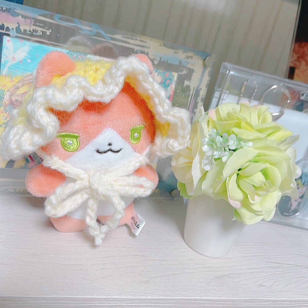 Hk_kbD's tweet photo. あかぴゃのたうんやぱぺにおしゃれさせたいという理由で編み物をはじめたんだけど無事可愛いヘッドドレスが編めたー！💛
初めて作品作れた！ https://t.co/A5tQsJvluh