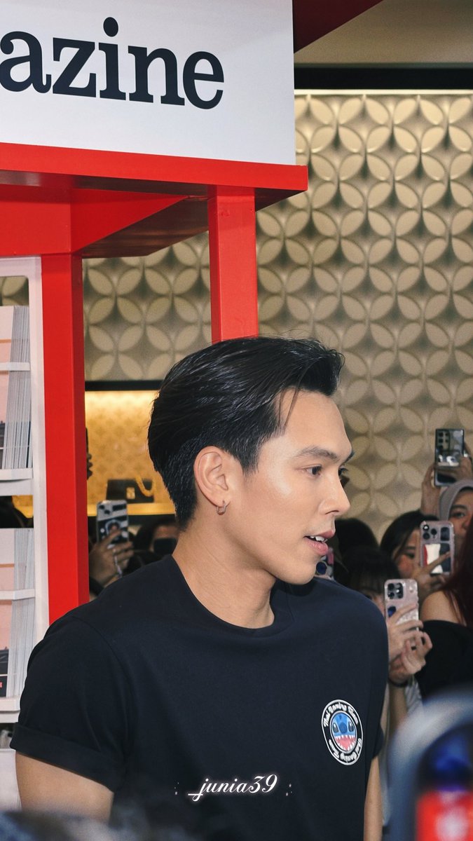 _Junia39's tweet photo. องค์ดำมาโว้ยยๆๆพวกเรา องค์ดำมา

#treporapat #ตรีภรภัทร https://t.co/hihaRVN3a2