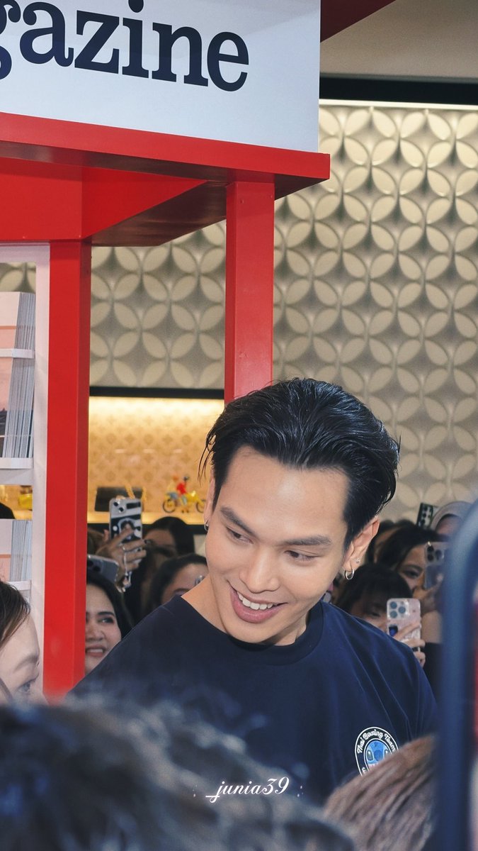 _Junia39's tweet photo. องค์ดำมาโว้ยยๆๆพวกเรา องค์ดำมา

#treporapat #ตรีภรภัทร https://t.co/hihaRVN3a2