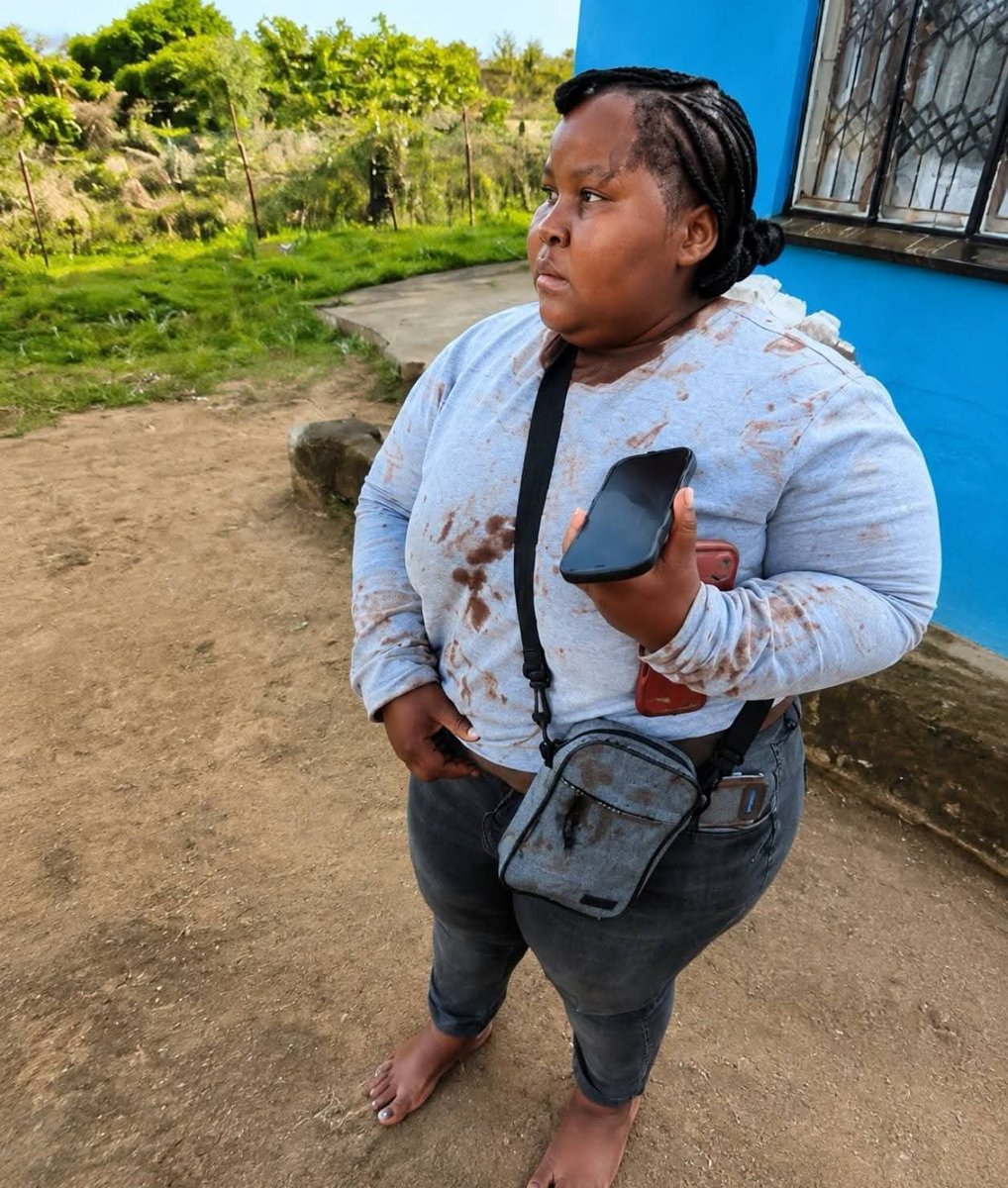 GlobalSouthNew's tweet photo. Apparently she is a sex worker was given R800 and she  demanded more than the agreed amount. She said she wanted R3500 or else she is going to open the late client a tape case. When she didn't get her way she allegedly killed the guy.

I wonder if there were people who witnessed this, or of the deceased told someone before he succumbed to his injuries