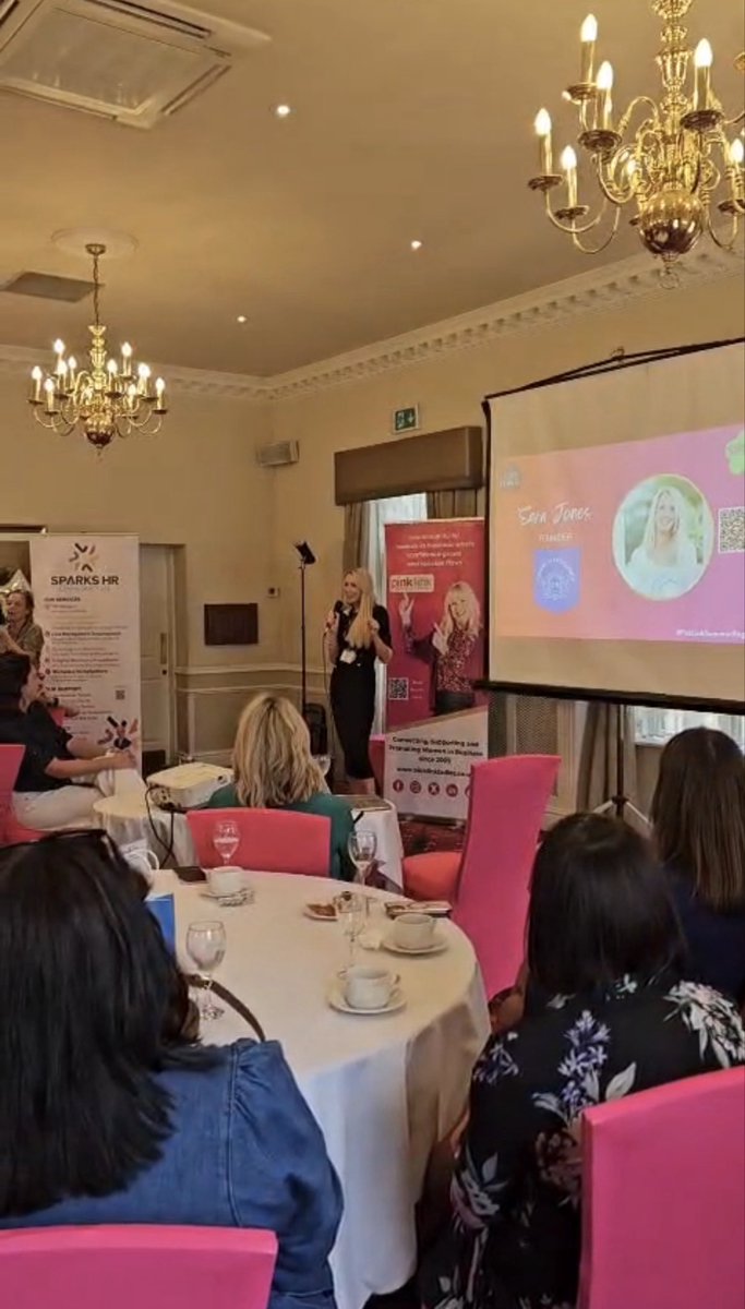 Online_Courses's tweet photo. ✨We had such an amazing day at the Pink Link  Summer Regional event yesterday. Our Founder Sara Jones  was one of the speakers at the event and shared some inspiration with all of the incredible female founders about scaling your company and reaching new audiences.

These events are always so inspiring, we loved meeting so many incredible business leaders and hearing their stories of starting & scaling their company. There were so many amazing younger entrepreneurs there too with incredible business ideas which always makes us smile.✨

A huge thank you to Coral & the team, 

Another fantastic event @Pinklinkladies . 🙏✨
