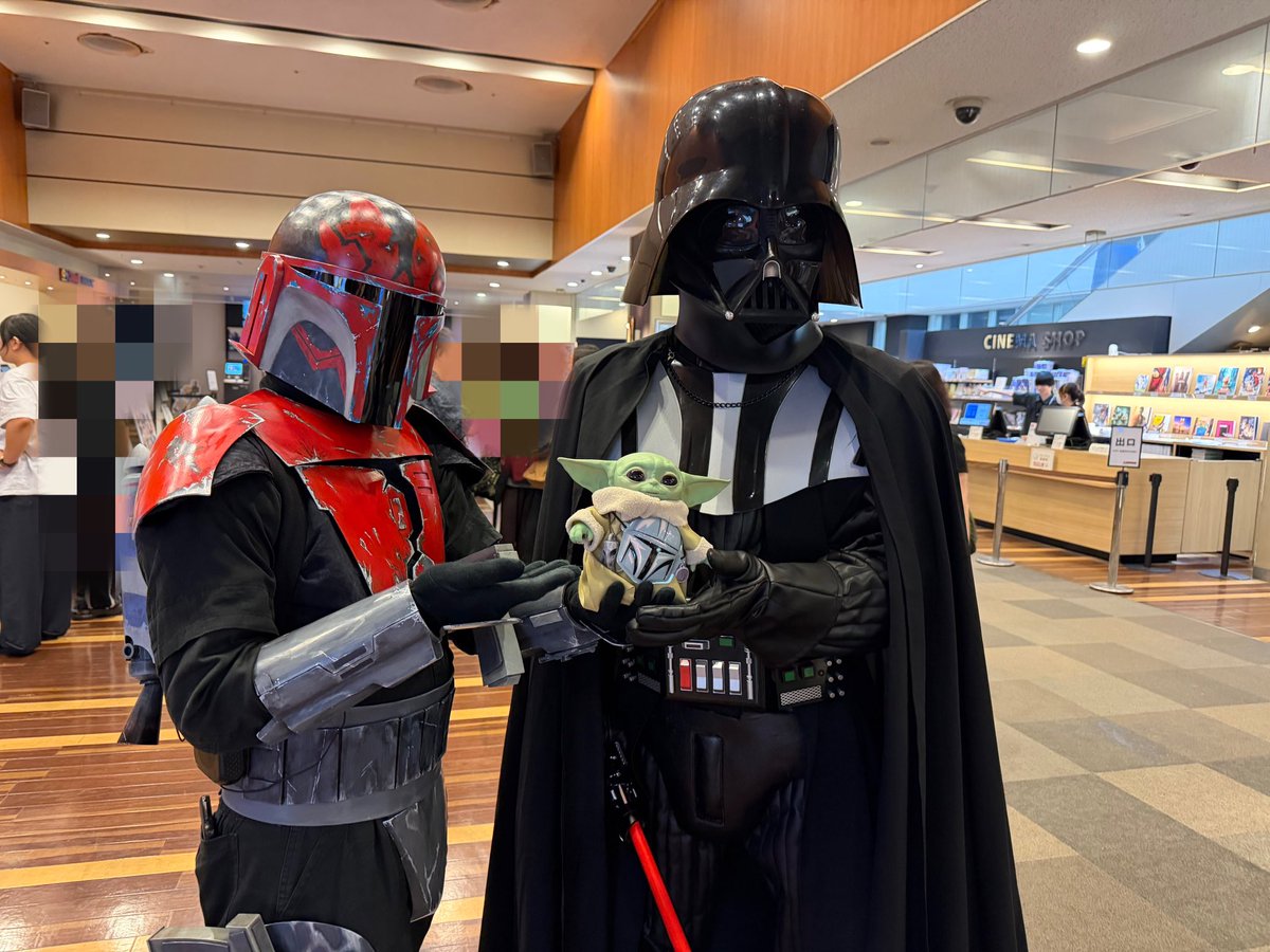 matsuri376's tweet photo. 応援上映📣本当、楽しい😆
好きが一緒で、幸せ空間✨
グー保護者会も良すぎた☺️
マンドーさん、ベイダー卿、今日も、うちの子抱っこしていただき、ありがとうございました💚 https://t.co/HCiBo3jf6b