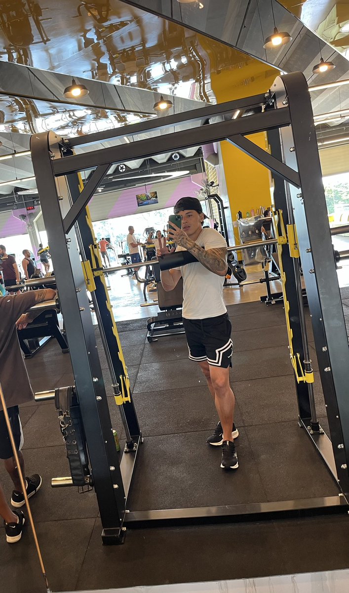 pkgabriel06's tweet photo. Voltando pro foco hoje 👀 https://t.co/2gEMMxZhFj