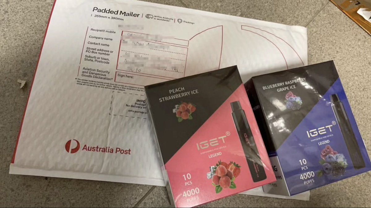 AusvapeMack's tweet photo. IGET Vape delivered in Australia different cities and state within a 24 hours via AusPost with customer tracking number. So our delivery on time fastest and secure.
We have IGET Vape products with attractive price in Australia.
IGET Legend
IGET Bar
IGET Bar Plus
IGET hot
IGET Moo https://t.co/FRZC5SbKl8