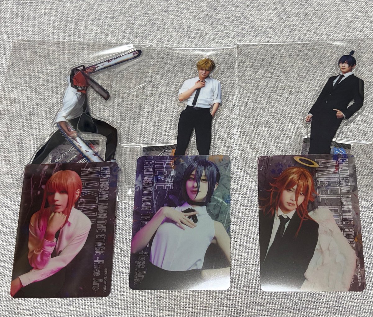tbk58ei's tweet photo. 先週観劇したチェンステで買ったランダムグッツの組み合わせが最終的にエモいので見て欲しい。
交換&amp;お譲りありがとうございました！ https://t.co/R2ODqpBTDl