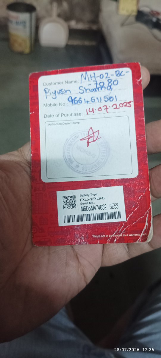Sharma9664's tweet photo. Hey @ExideCare , my bike battery is only 12 months &amp; some days old and the self-start isn't working. Your dealer checked it &amp; told me to see a mechanic. The mechanic checked it &amp; says the issue is definitely the battery!I'm stuck in a loop.Can someone please help me resolve this? https://t.co/iTezcdb3E2