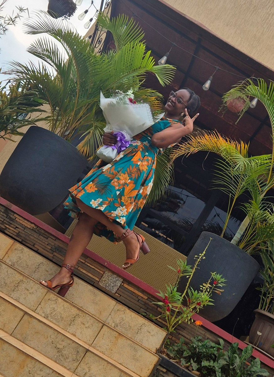 Natukwasa3's tweet photo. So something happened this week. I turned the ripe young age of 40.  Before this, last year actually, I had always believed the lie that growing old is somewhat bad. But this year, with a deliberate mindset change I am glad for this Blessing from God. 
💃 💃 https://t.co/Vb3SZBzR0o