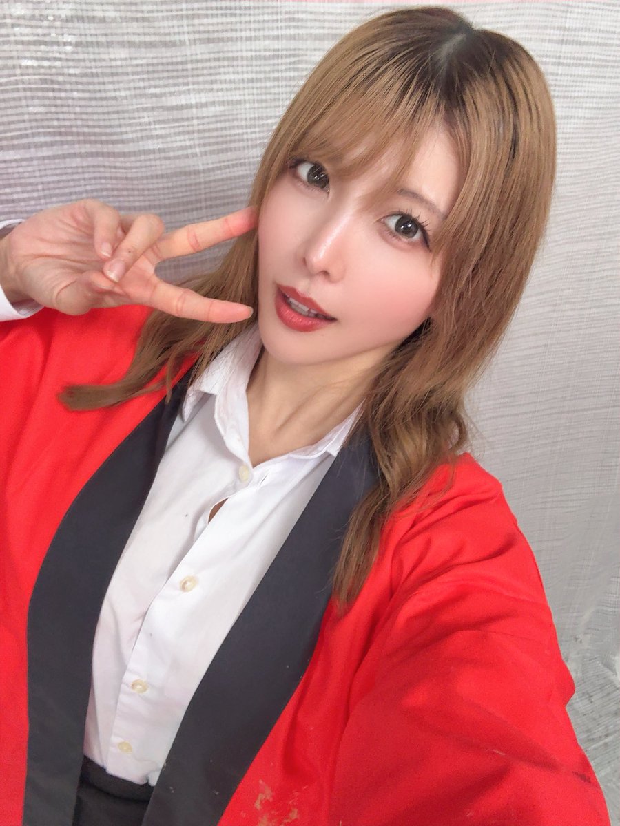niimura_akari's tweet photo. 今日はハッピお姉さんしてます〜！！
みんな泥んこで最高��🩷🩷🩷
このあと新村も…？？？？

@sayuu_nanaha 
@ikuno_machi_ 
@kitamura_michi 

@rocket_bushitsu https://t.co/4Vx0CxBCbq