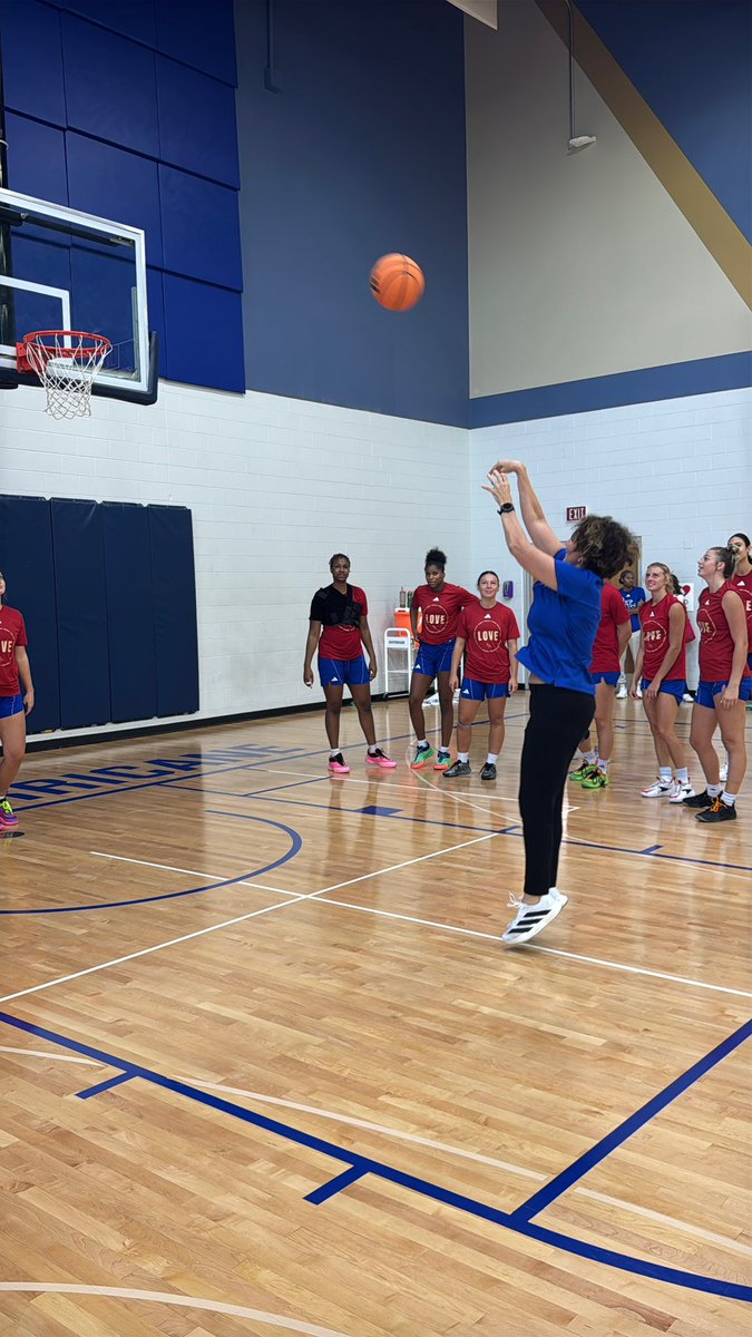angienelp's tweet photo. Leads our University. Builds our community. GETS BUCKETS!!!

President @stacyleeds got some practice in with our team.
So glad to have her with us!

#LoveTrustWork https://t.co/0rnm2TkAlE
